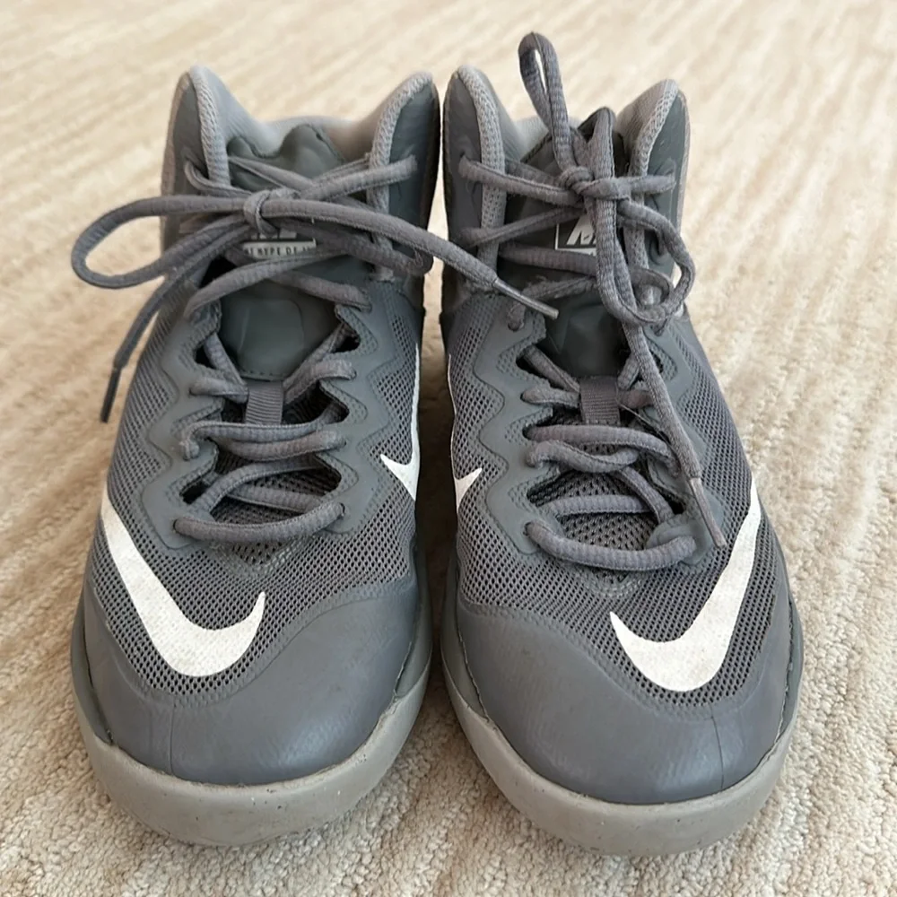 Nike Prime Hype DF 2 Cool Grey (GS) White Wolf Grey Style 807613-002 Size 4